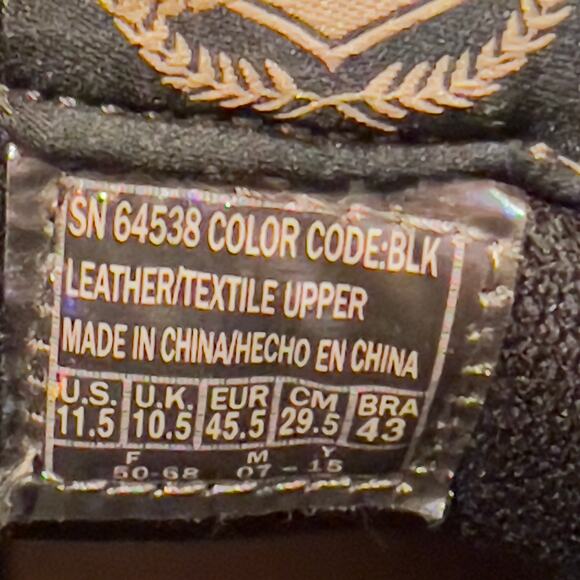 Skechers Boots Men 11.5 Relax Fit Memory Foam Leather Upper Lace Hiking Work - Picture 8 of 11